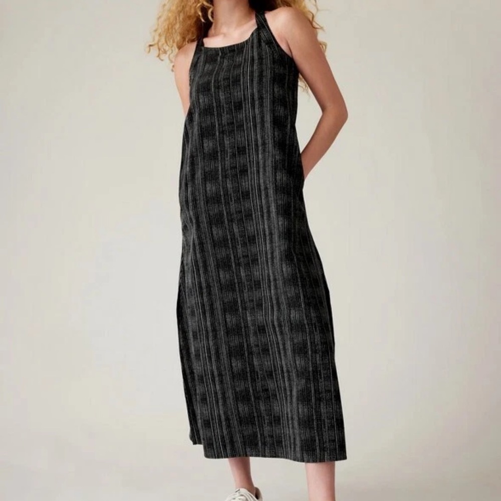 Athleta ARRIVAL DRESS, Amara Stripe Black Maxi